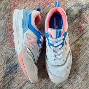 New Balance 997 H Womens Size 9